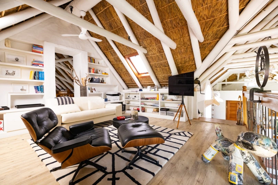 6 Bedroom Property for Sale in Klein Parys Western Cape